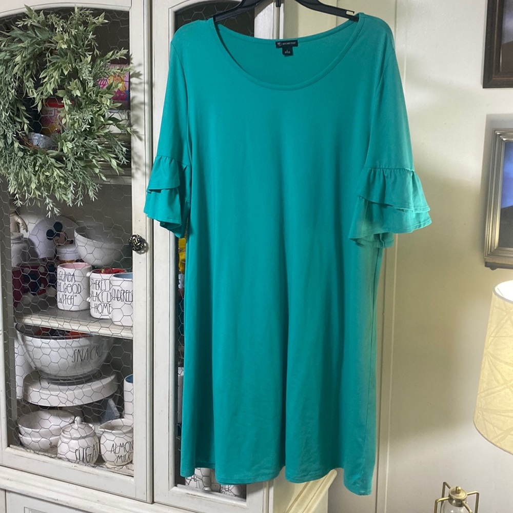 Beautiful Teal Dress Ruffled Sleeves
